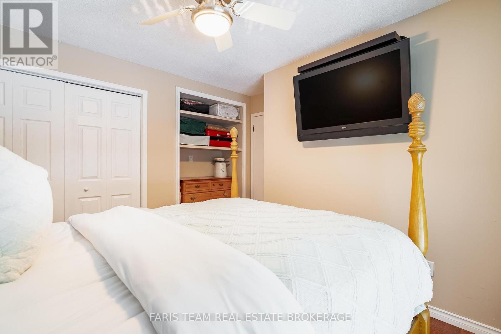 33 ONEIDA CRESCENT - 15