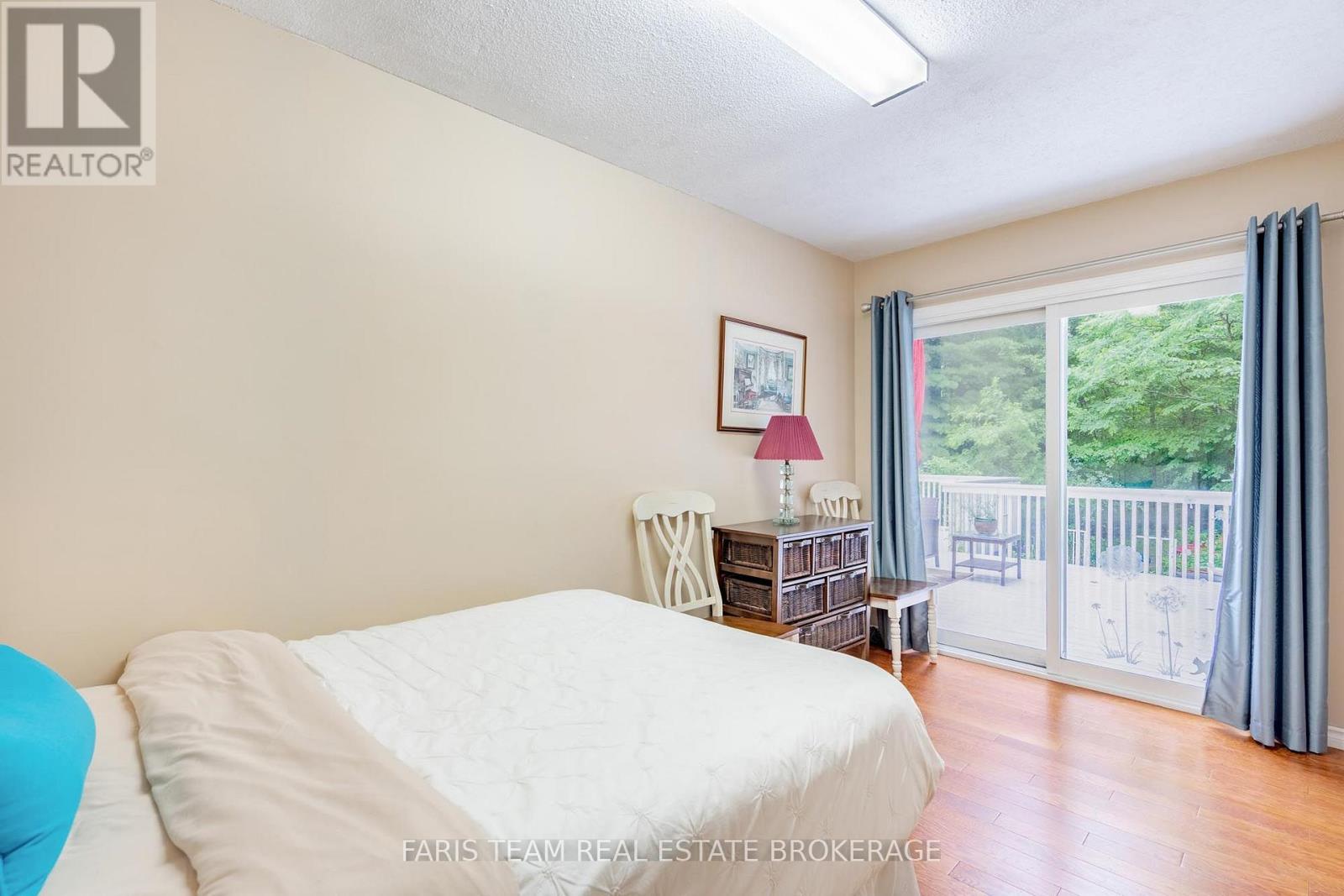 33 ONEIDA CRESCENT - 17