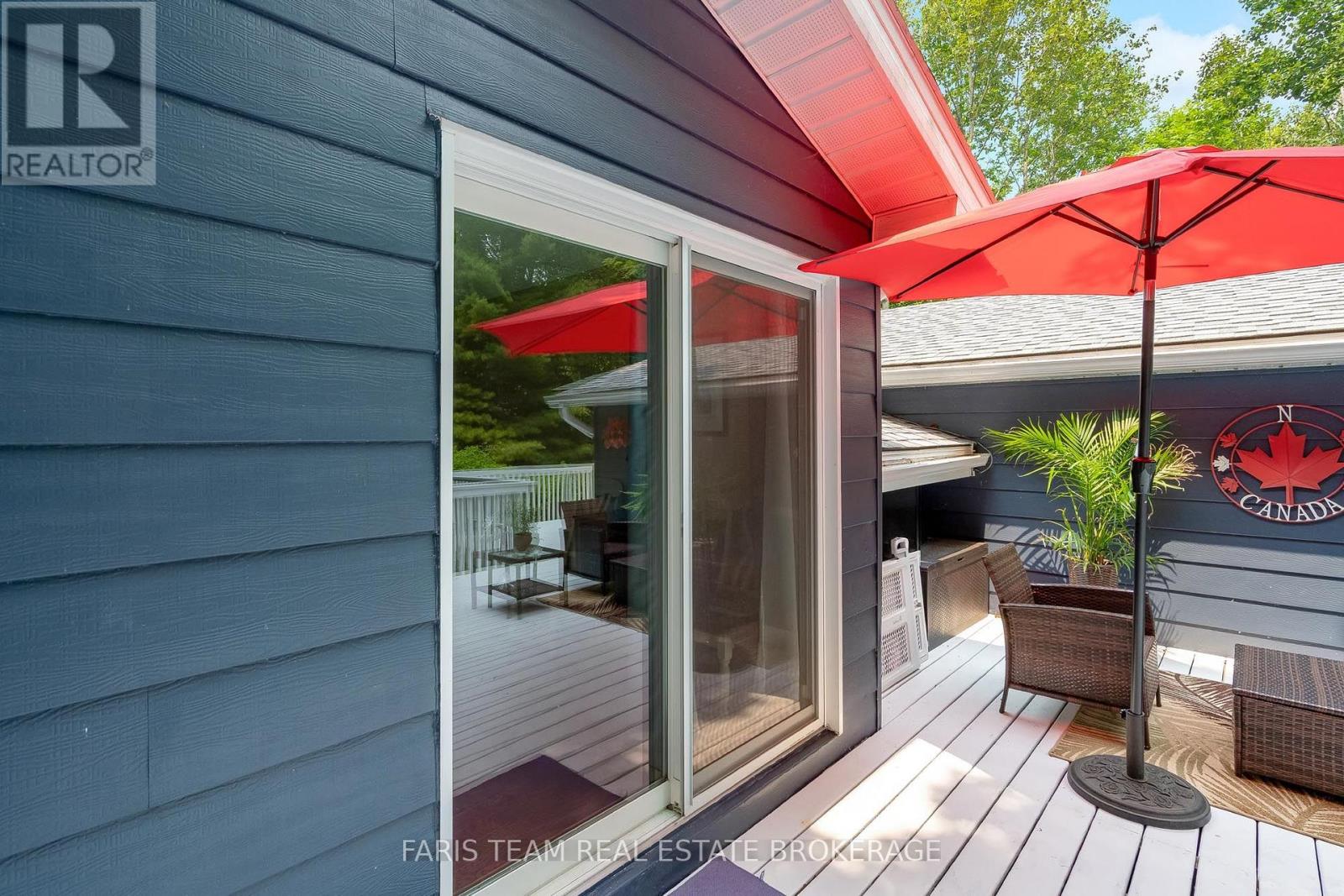 33 ONEIDA CRESCENT - 26