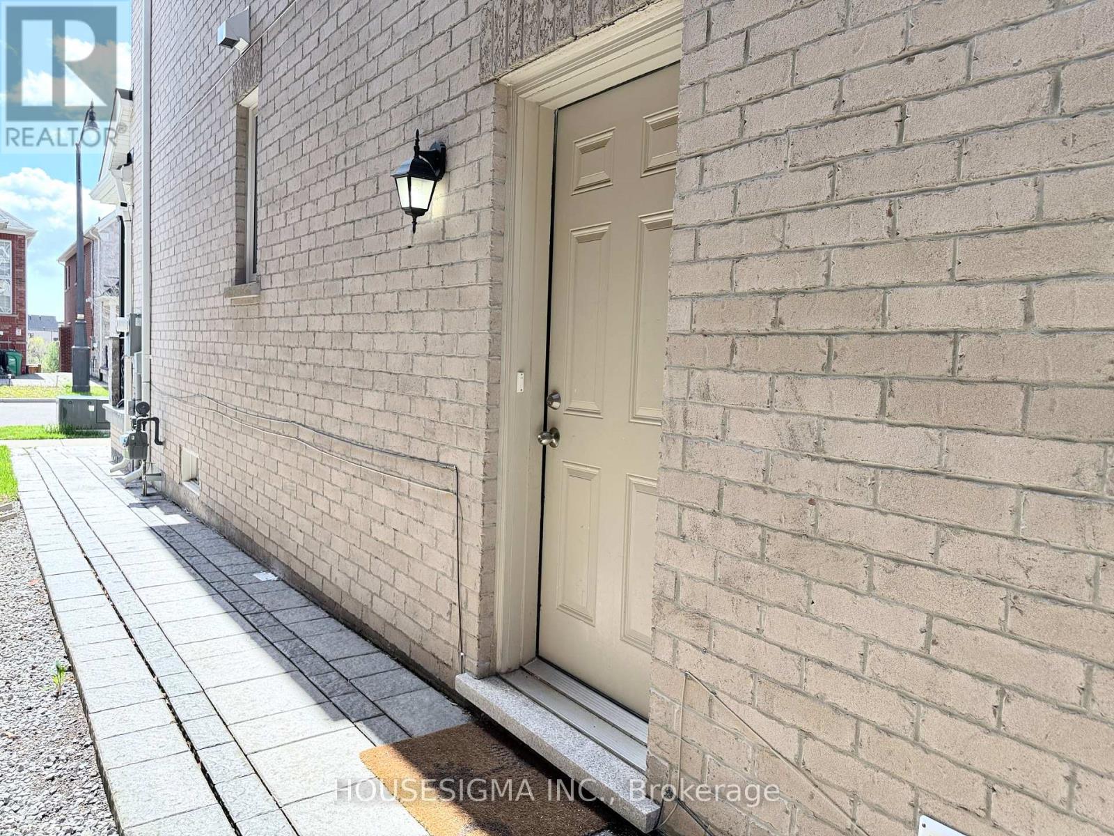 50 VICTORIAVILLE ROAD - 10