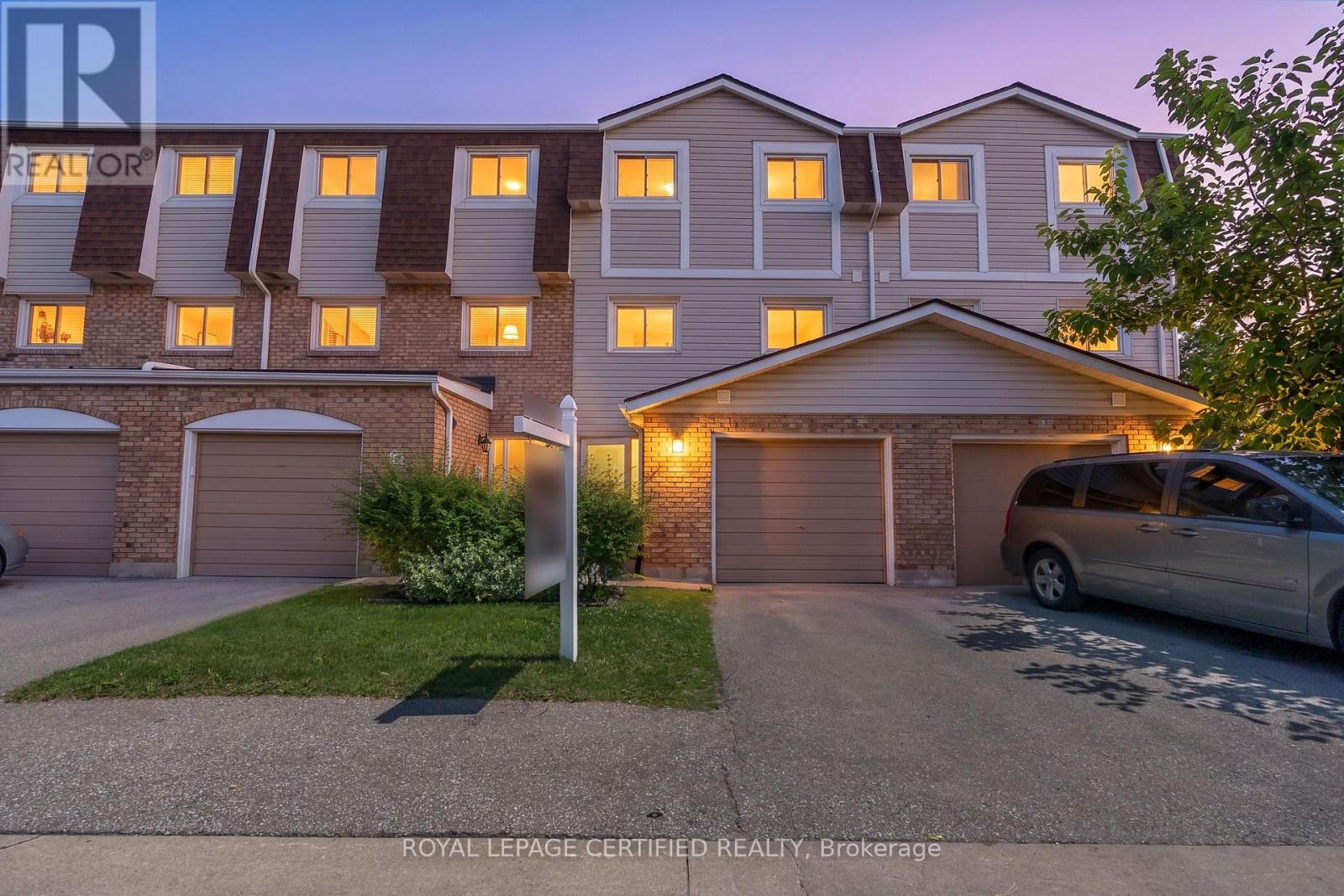 #43 11 HARRISFORD STREET - 1