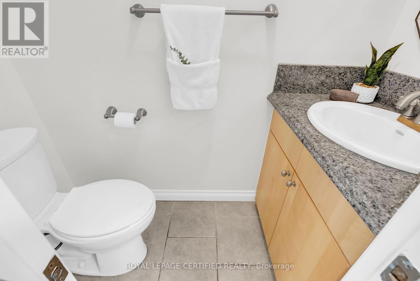#43 11 HARRISFORD STREET - 23