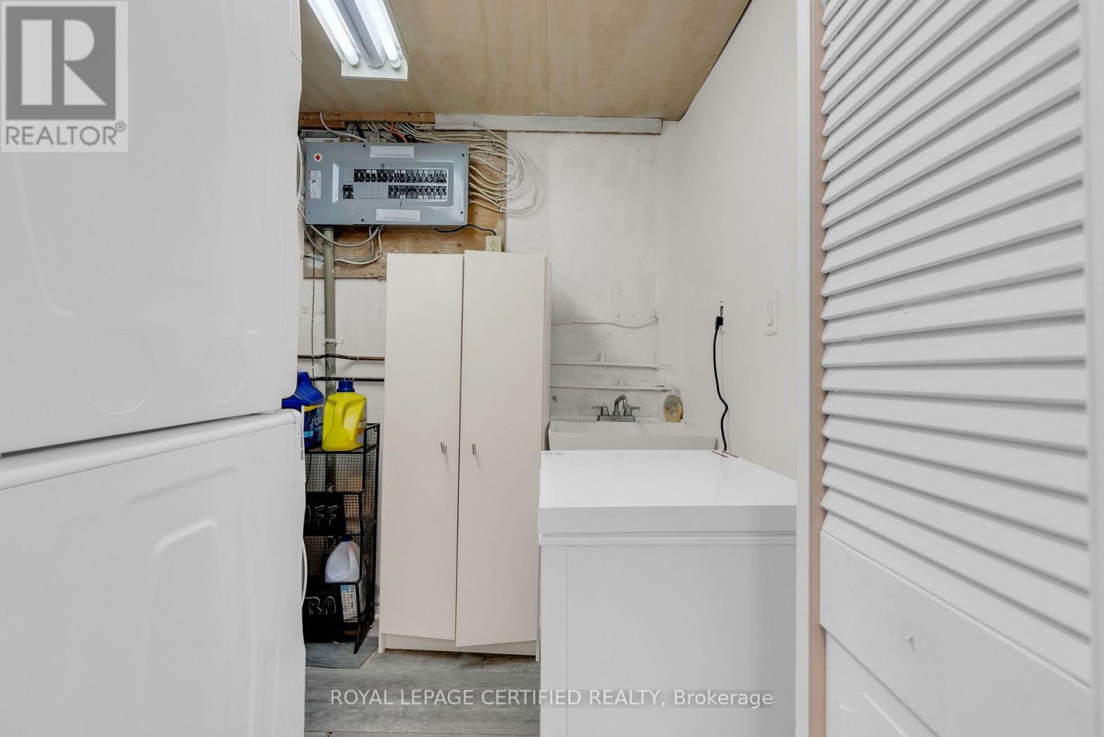#43 11 HARRISFORD STREET - 39