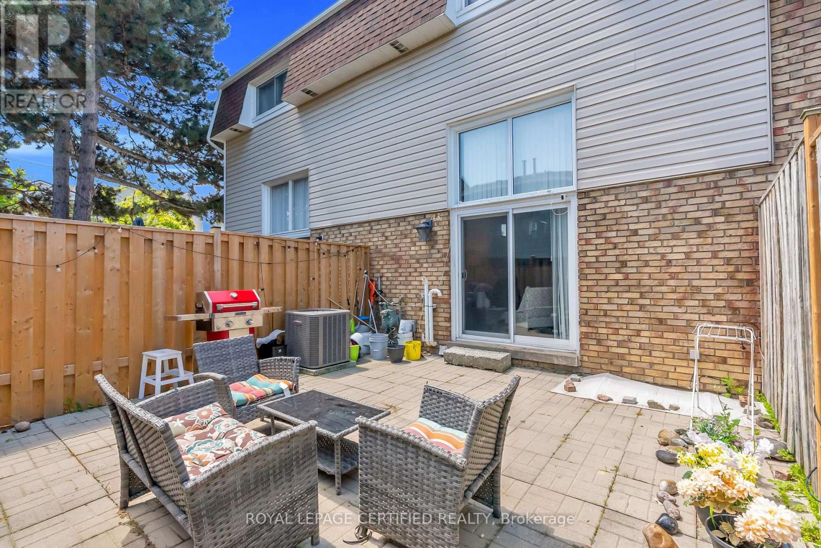 #43 11 HARRISFORD STREET - 44