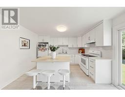 Kitchen - 2614 Pollard Drive, Mississauga, ON L5C3H1 Photo 11