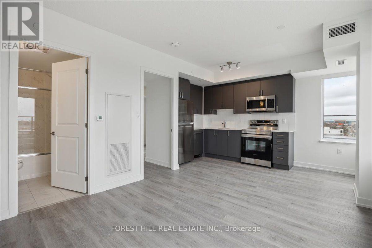 #911 556 MARLEE AVENUE - 10