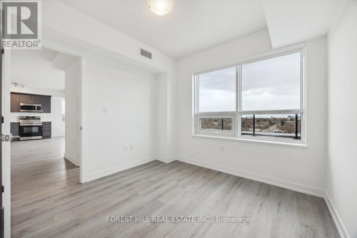 #911 556 MARLEE AVENUE - 18