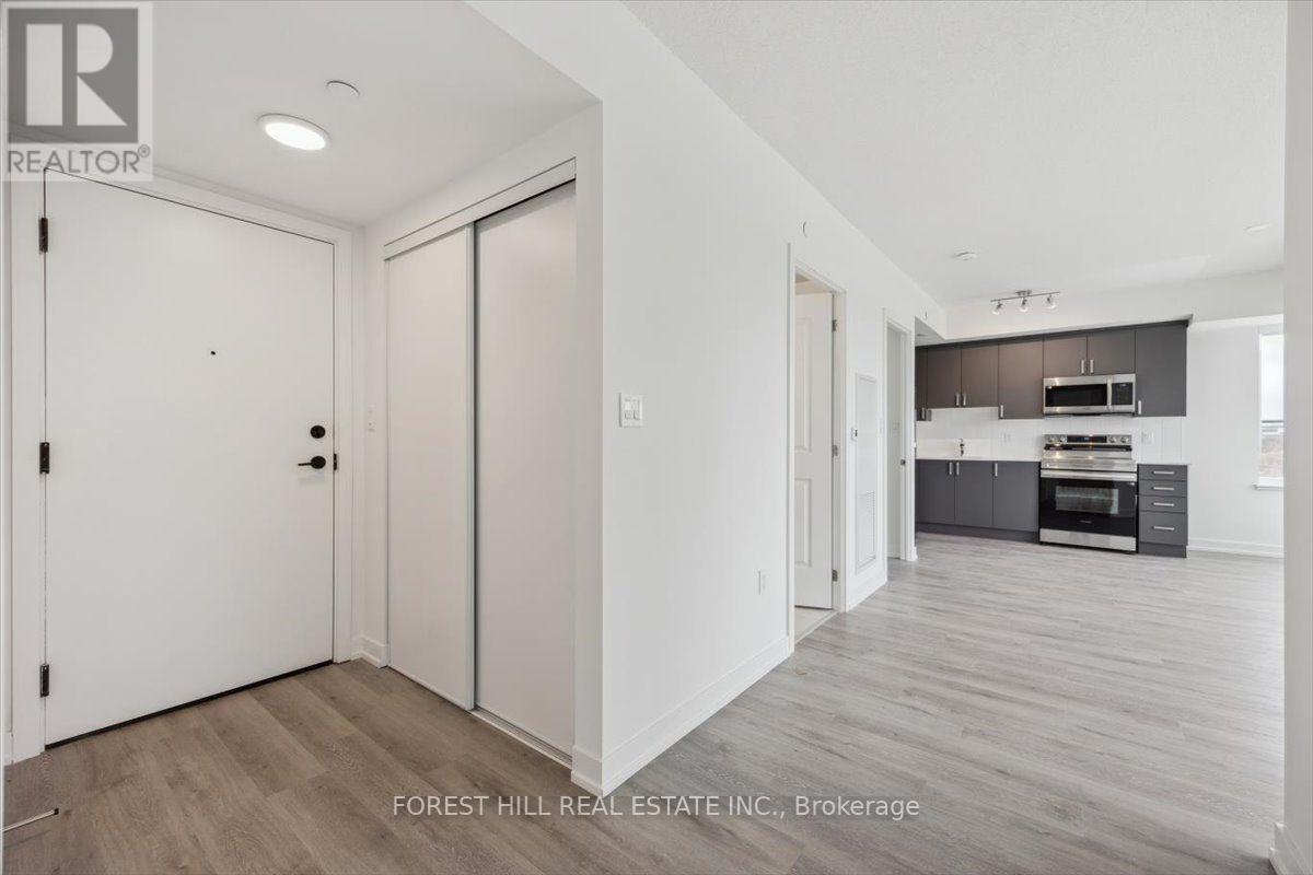 #911 556 MARLEE AVENUE - 6