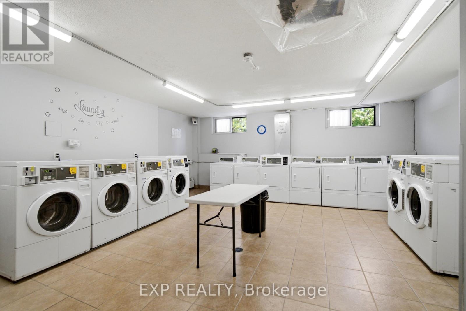 #1102 3120 KIRWIN AVENUE - 29