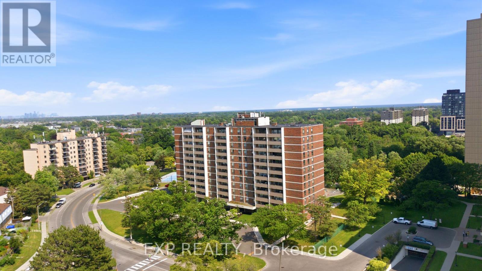#1102 3120 KIRWIN AVENUE - 31