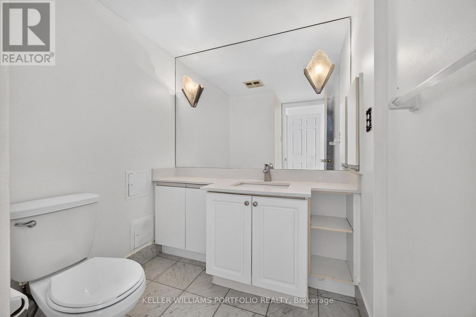 #1008 24 HANOVER ROAD - Image 23