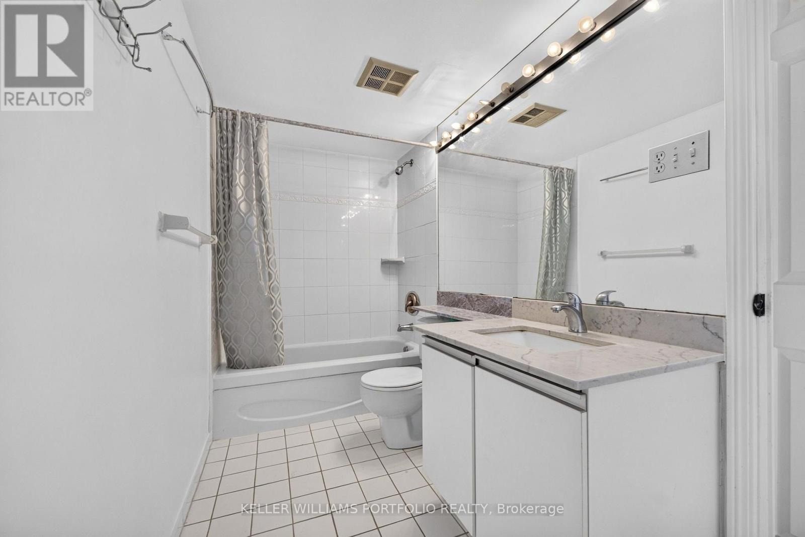 #1008 24 HANOVER ROAD - Image 34