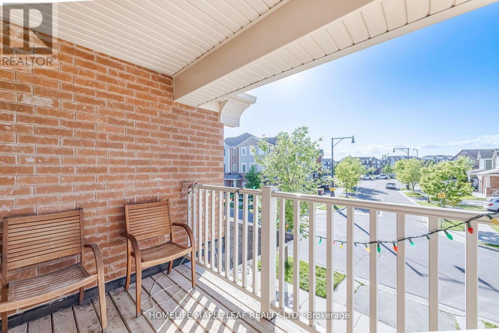 15 DONOMORE DRIVE - 25