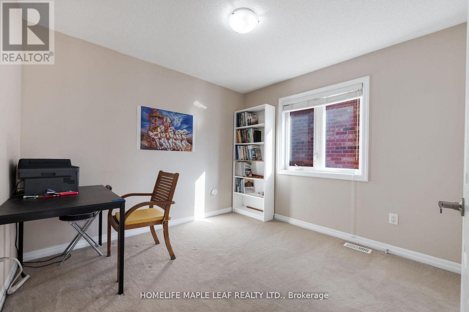 15 DONOMORE DRIVE - 28