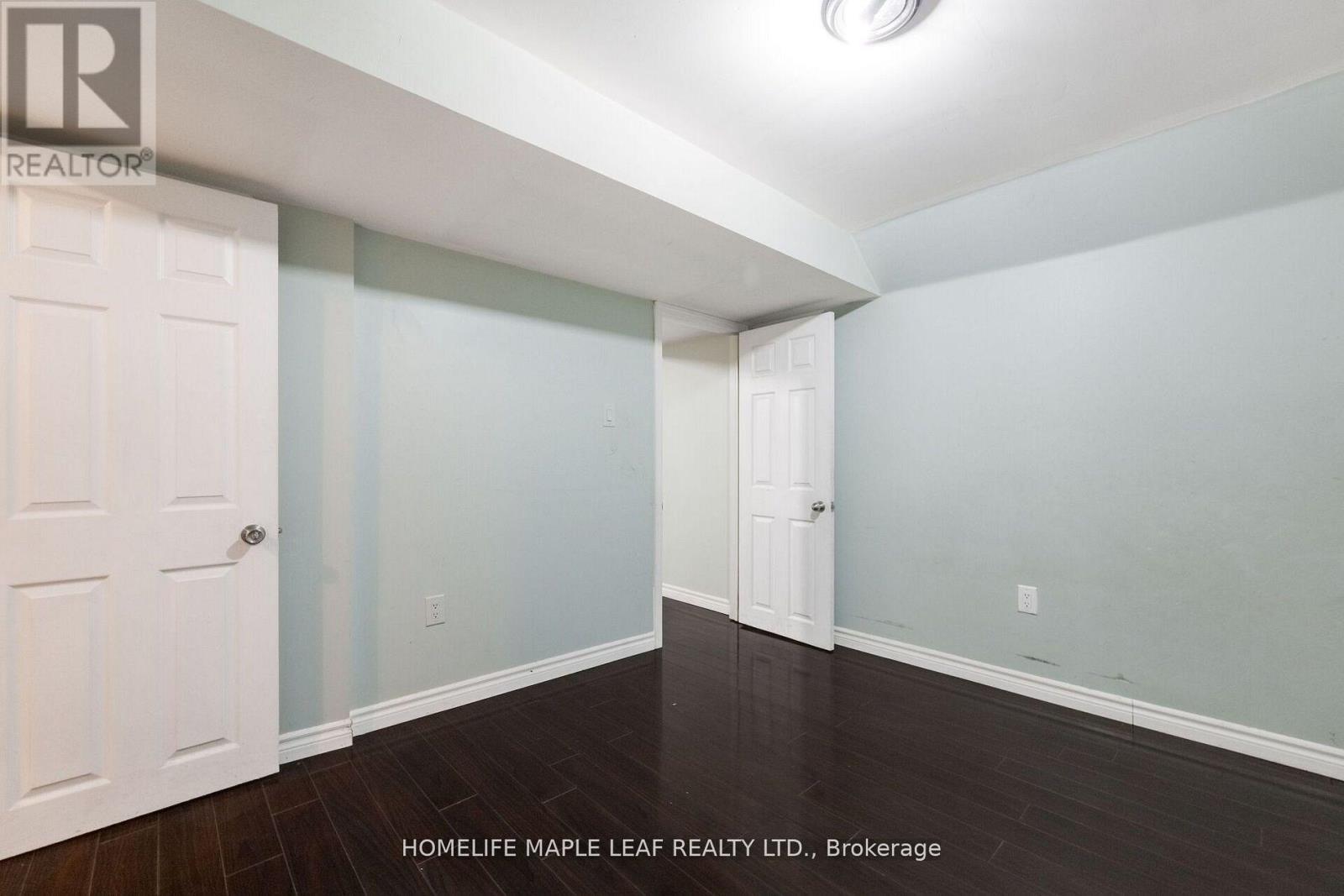 15 DONOMORE DRIVE - 39