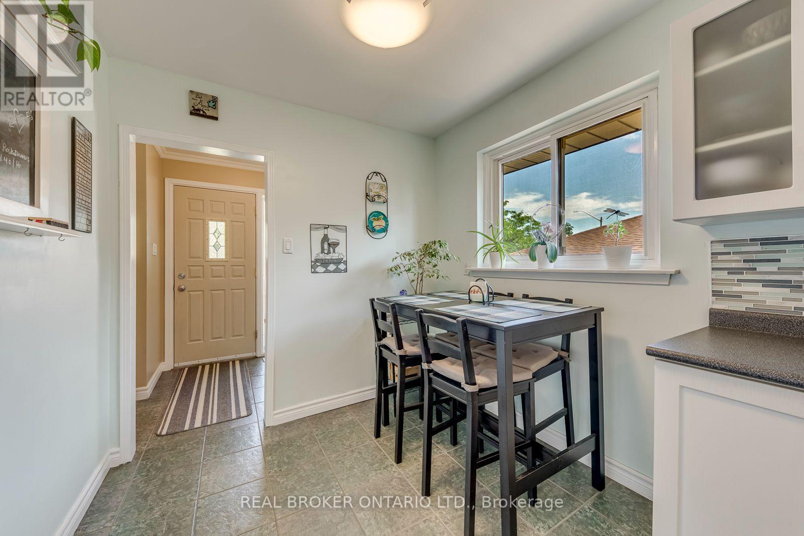 2408 PADSTOW CRESCENT - 12