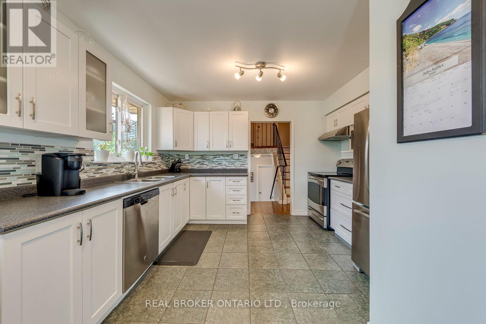 2408 PADSTOW CRESCENT - 13