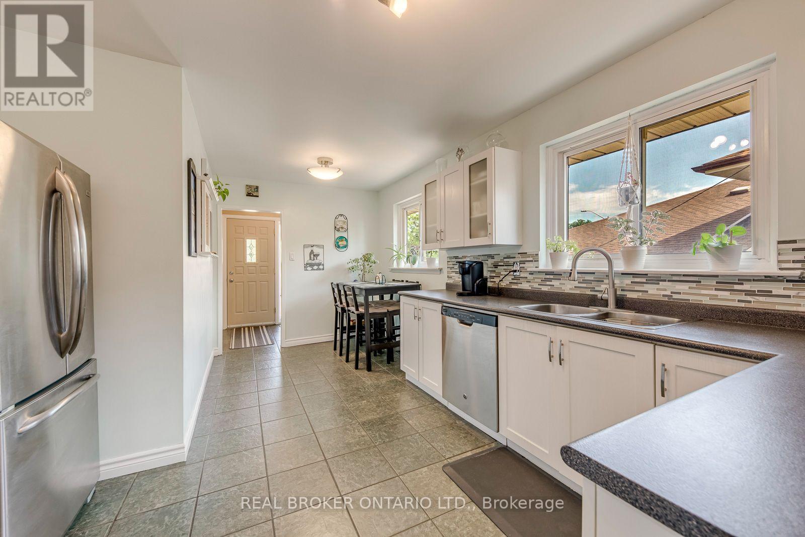 2408 PADSTOW CRESCENT - 14