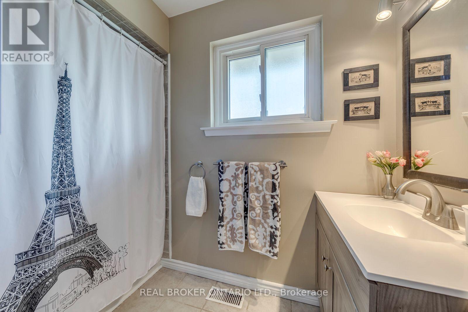 2408 PADSTOW CRESCENT - 18
