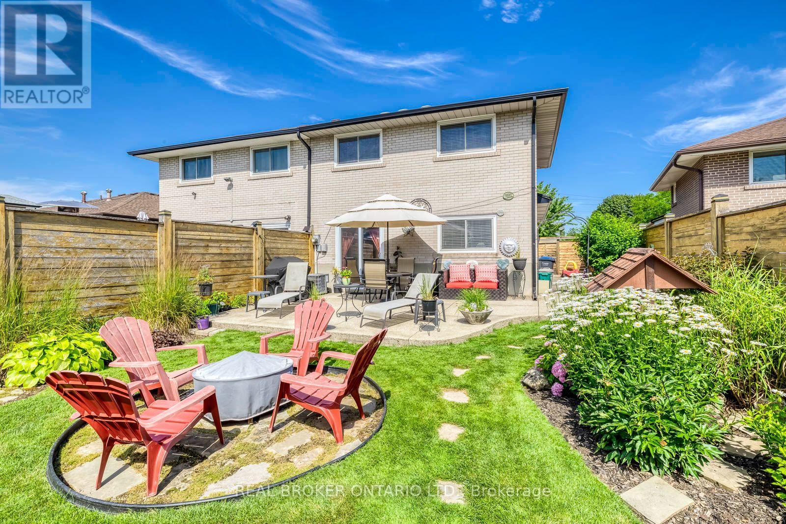 2408 PADSTOW CRESCENT - 34