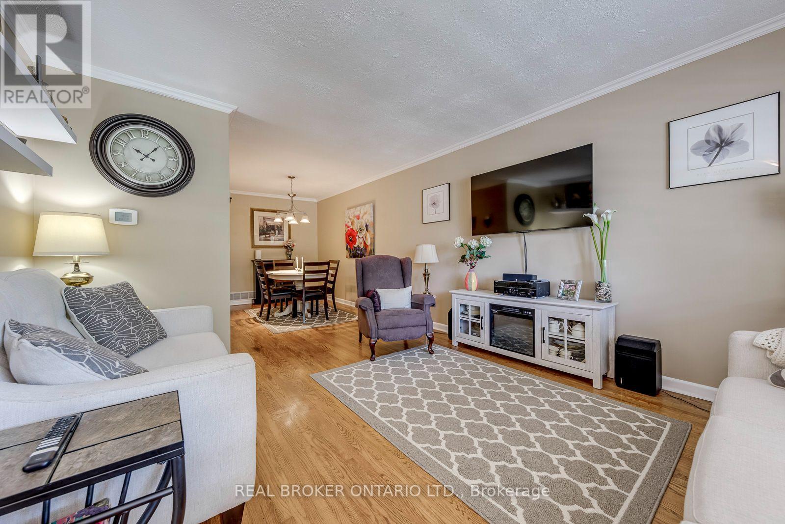 2408 PADSTOW CRESCENT - 7