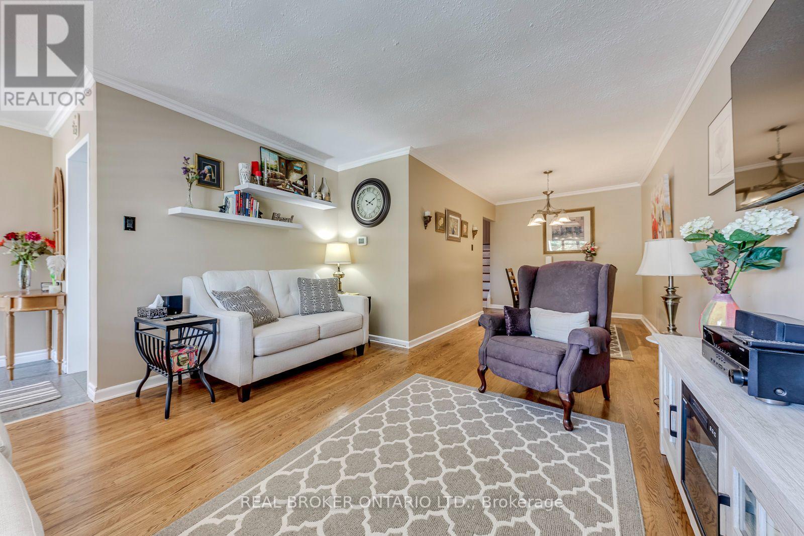 2408 PADSTOW CRESCENT - 8