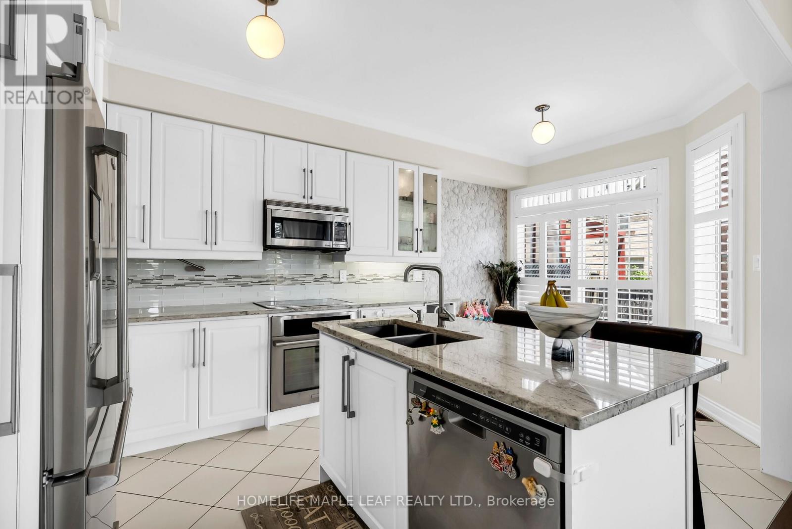 32 ORANGEBLOSSOM TRAIL - 14