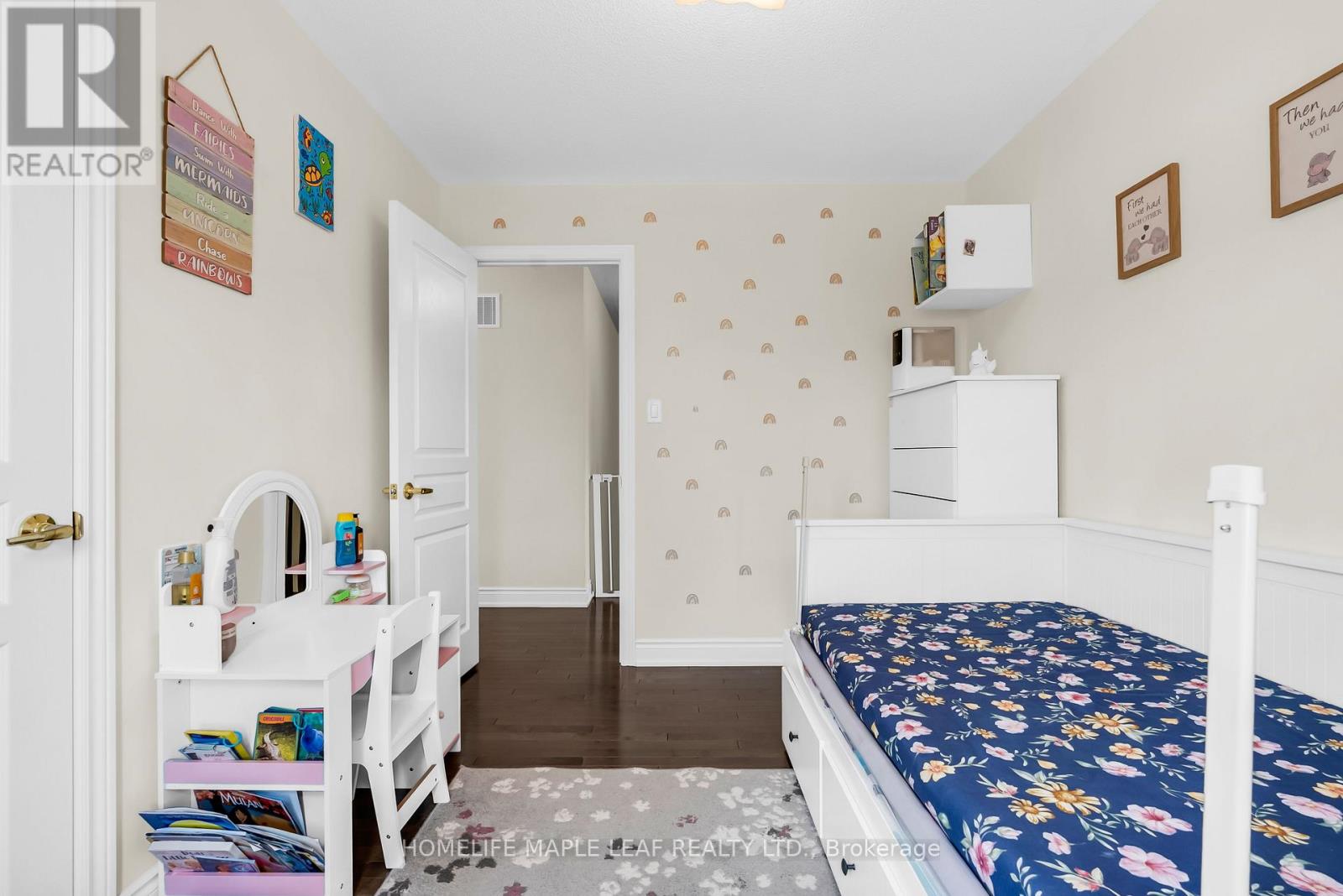 32 ORANGEBLOSSOM TRAIL - 33