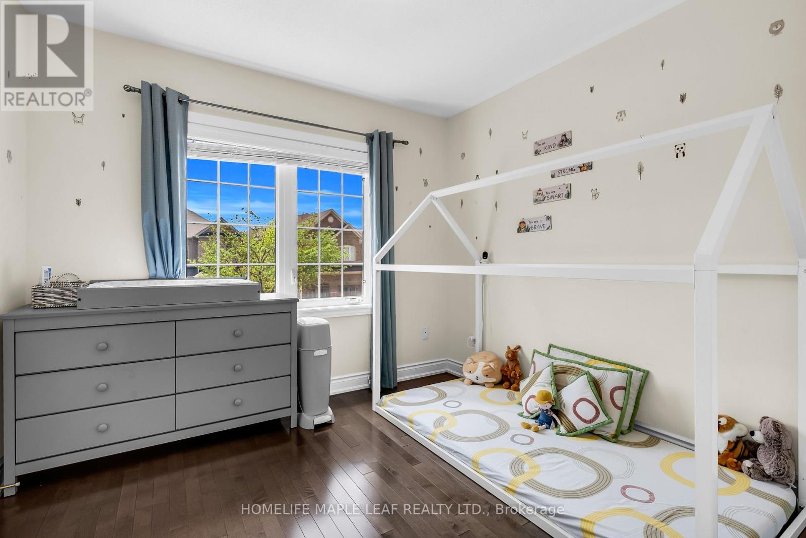 32 ORANGEBLOSSOM TRAIL - 34