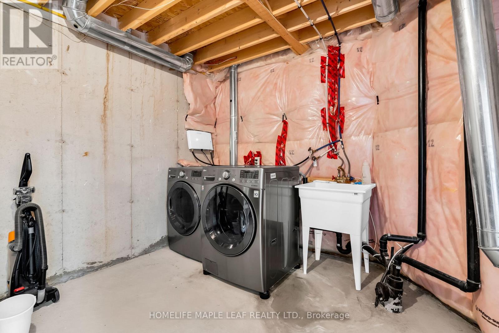 32 ORANGEBLOSSOM TRAIL - 39