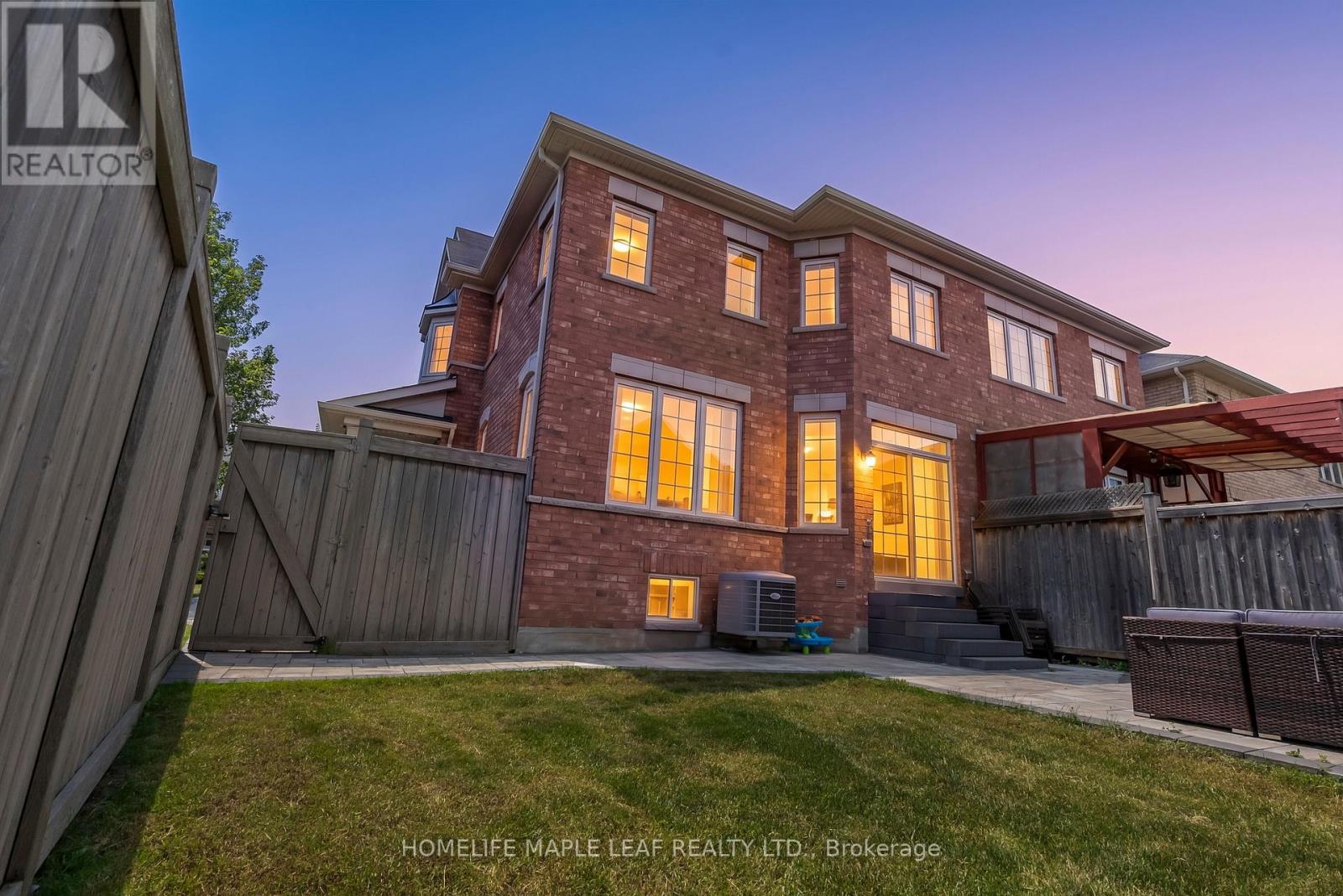 32 ORANGEBLOSSOM TRAIL - 45