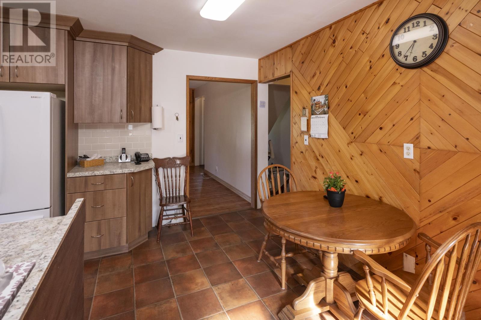 169 Centre RD - 18