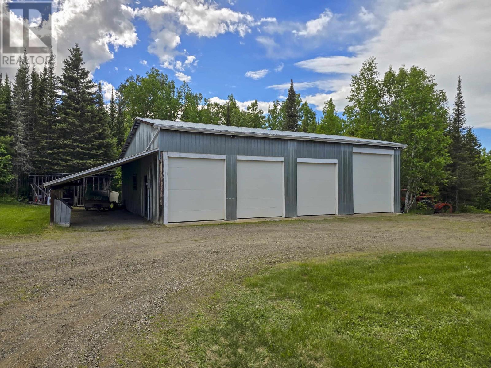 169 Centre RD - 2