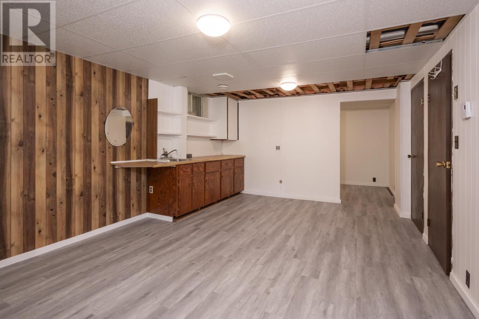169 Centre RD - 39