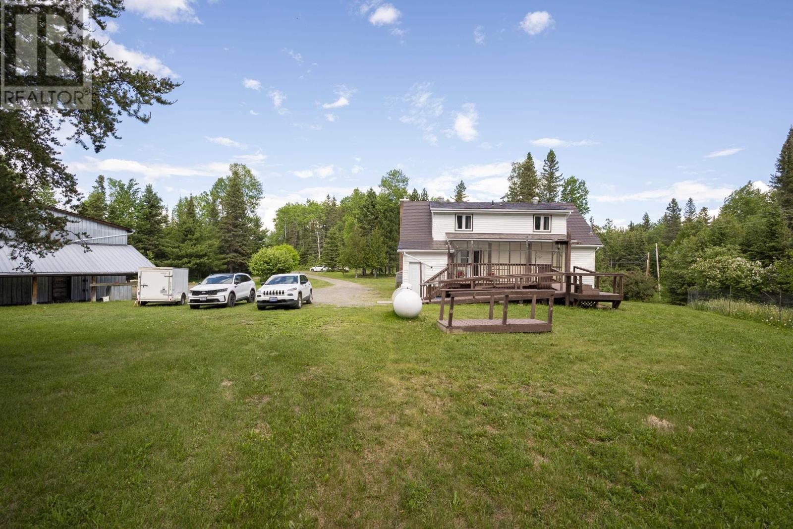 169 Centre RD - 7