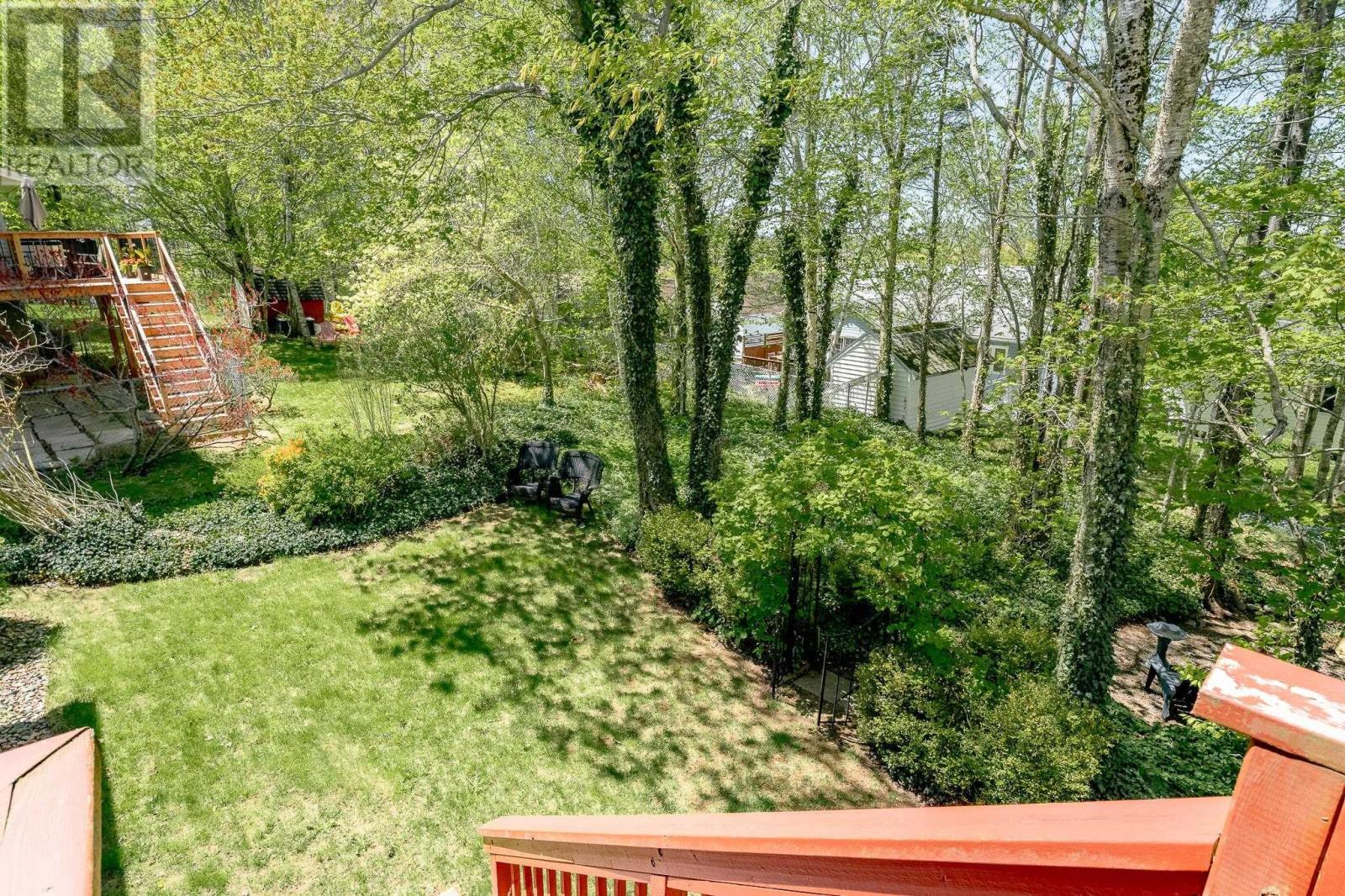 8 Capistrano Drive - 44