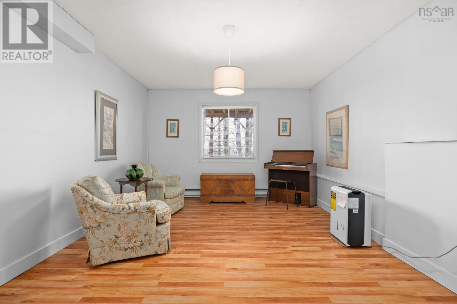 8 Capistrano Drive - 35