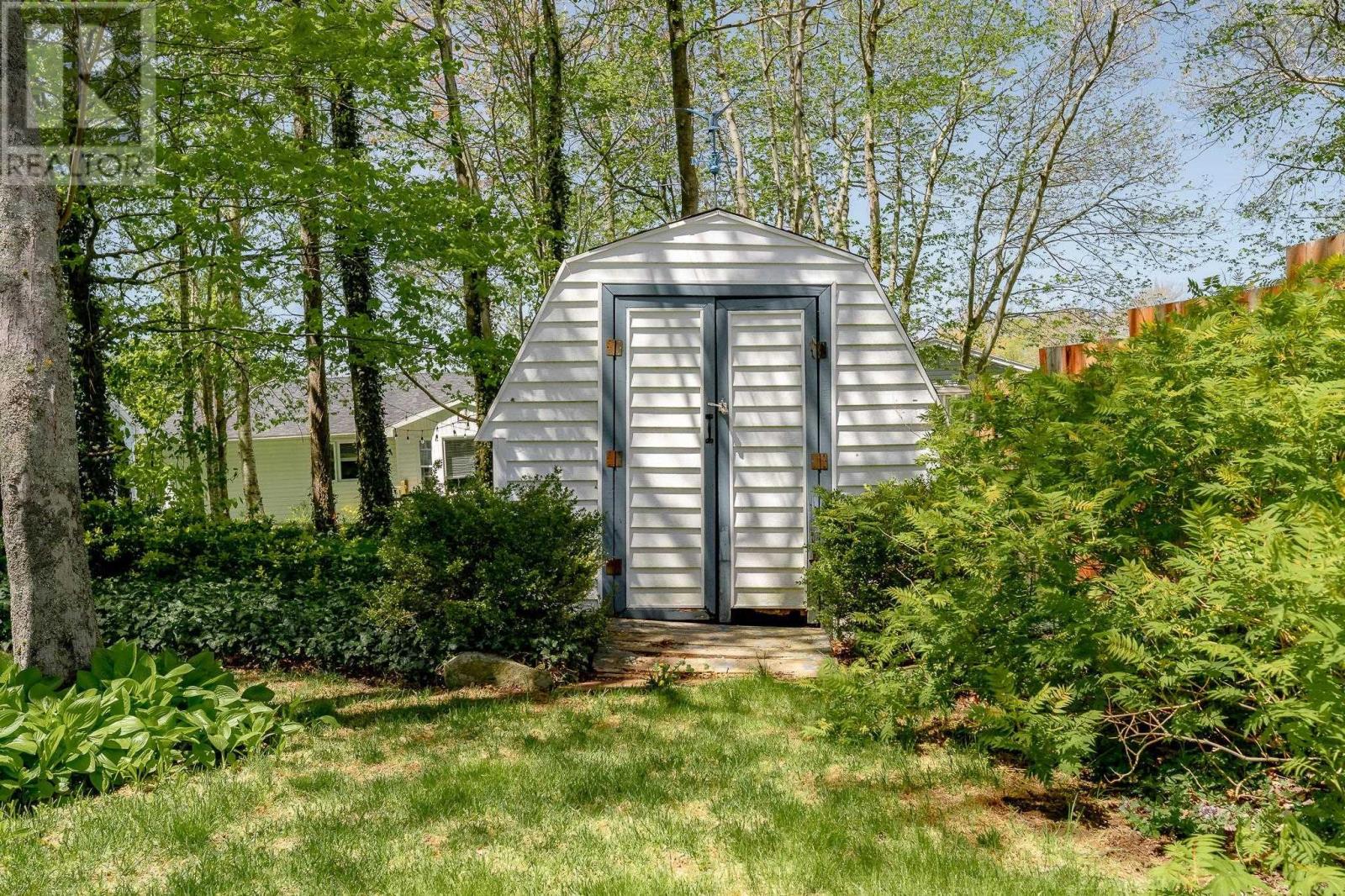 8 Capistrano Drive - 47