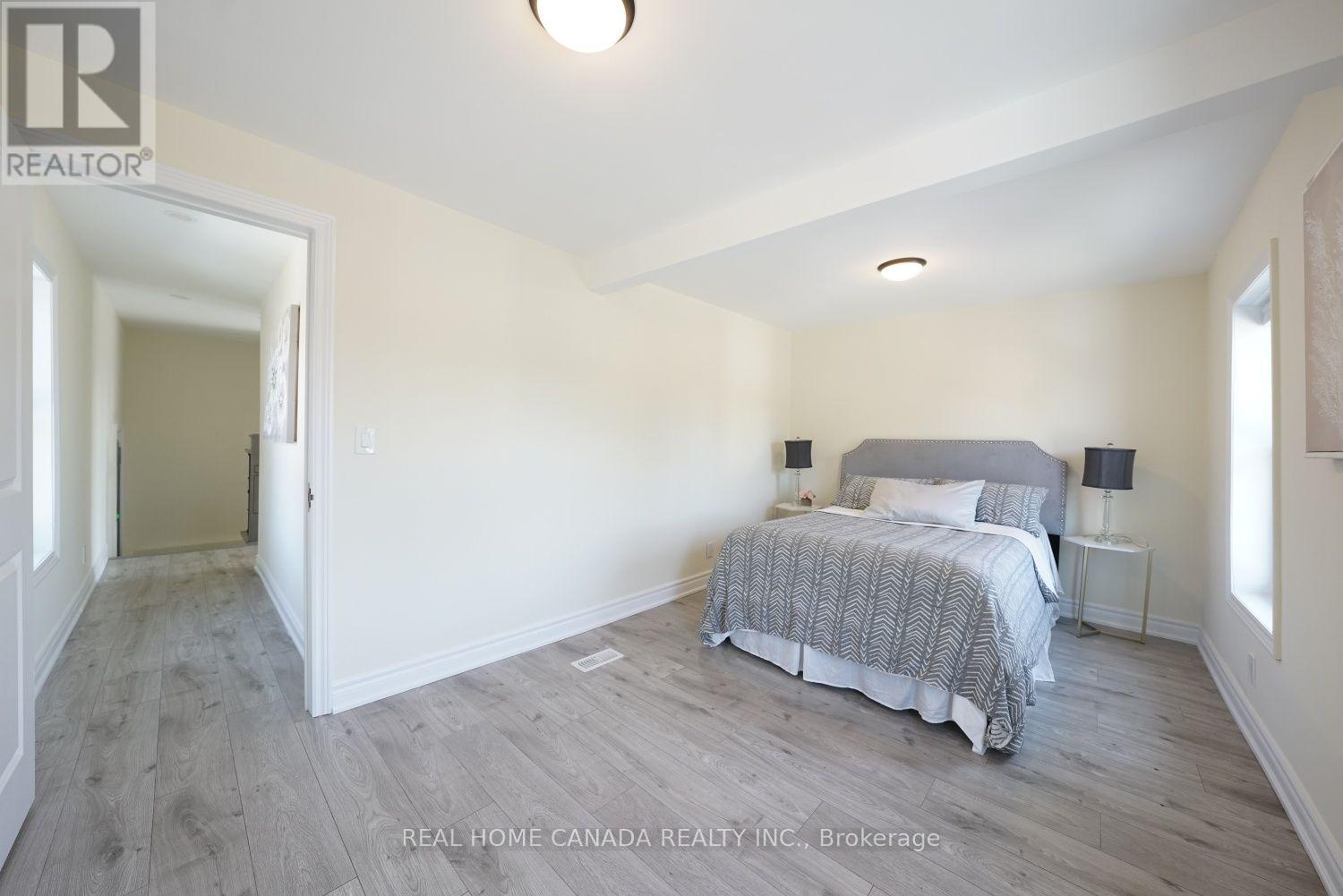 5262 KITCHENER STREET - 17