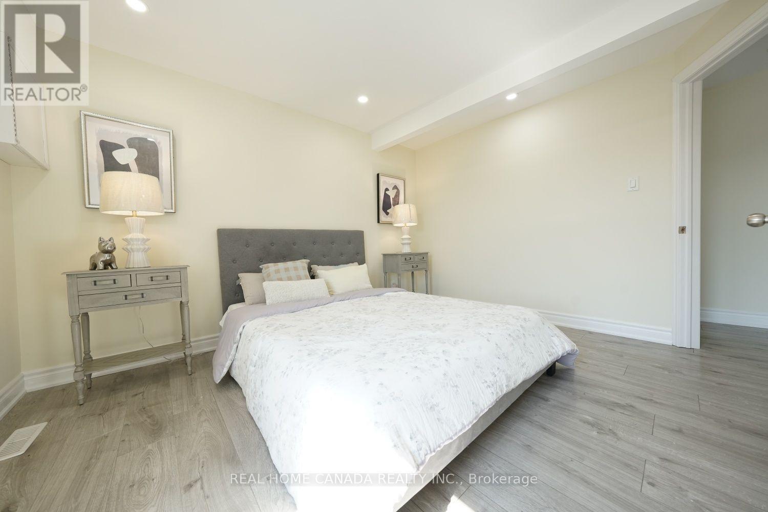 5262 KITCHENER STREET - 19