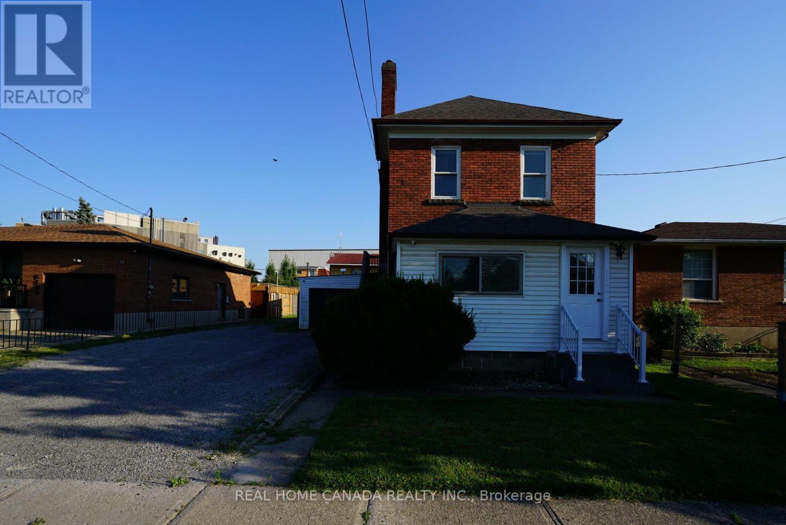 5262 KITCHENER STREET - 2