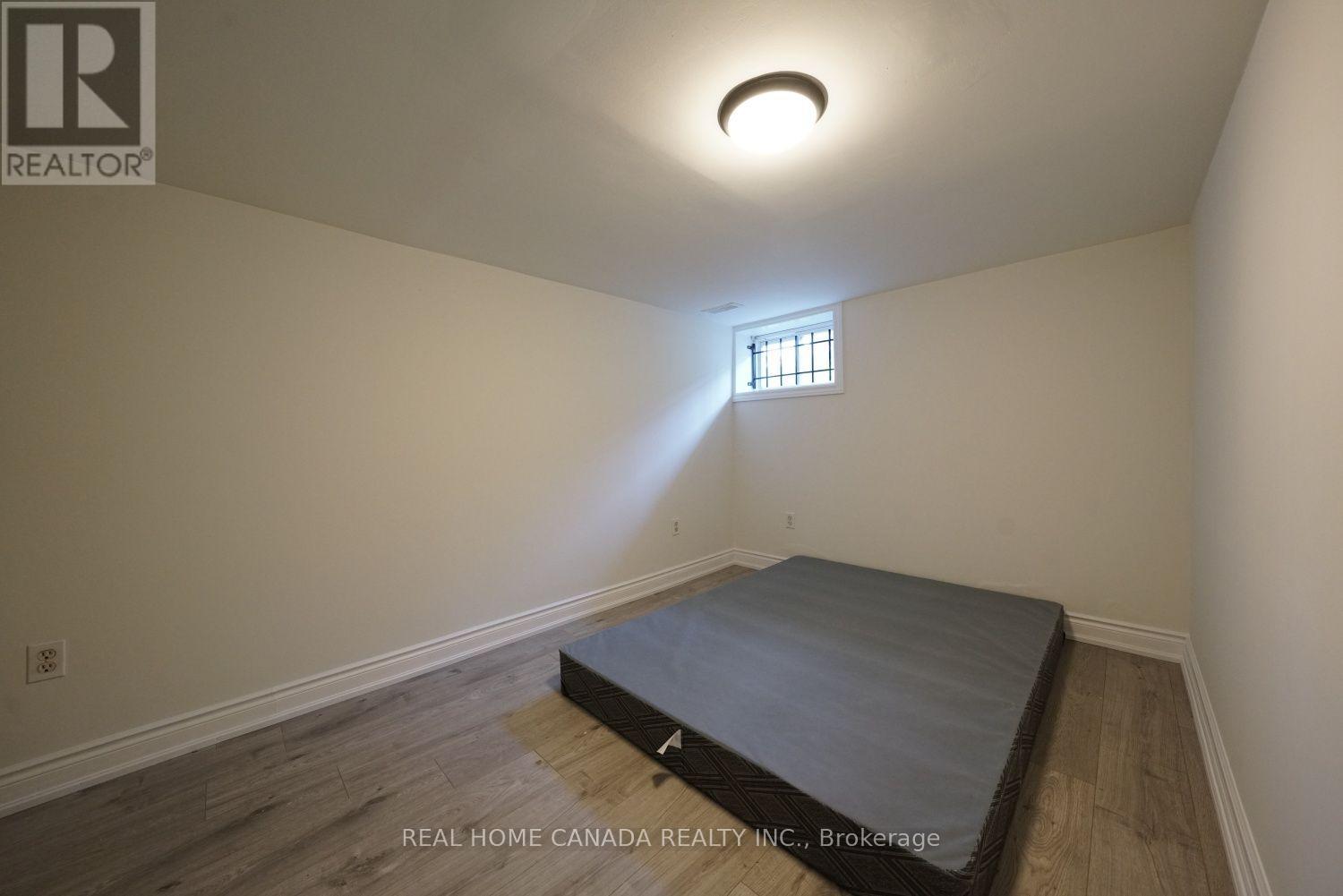 5262 KITCHENER STREET - 26