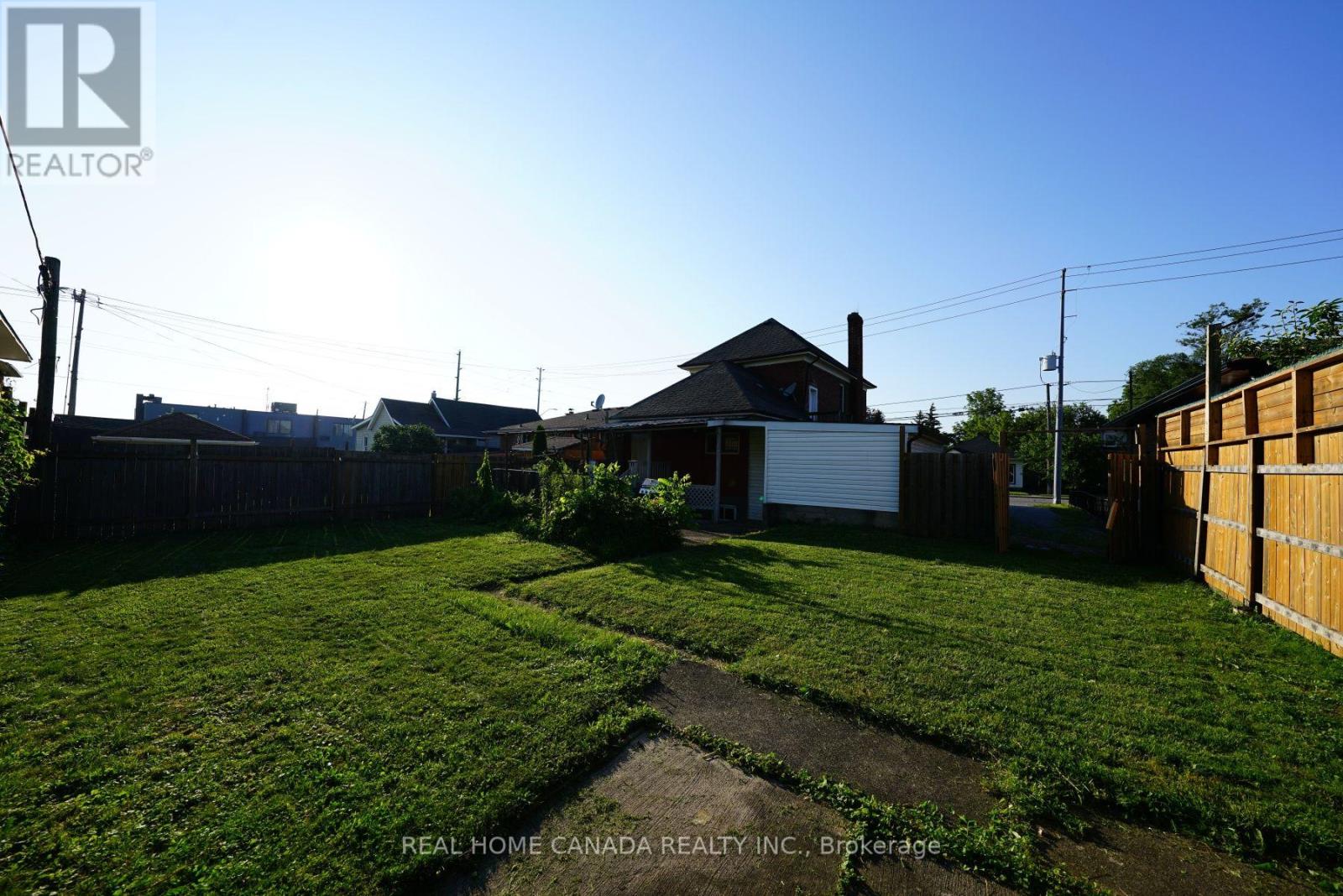 5262 KITCHENER STREET - 30