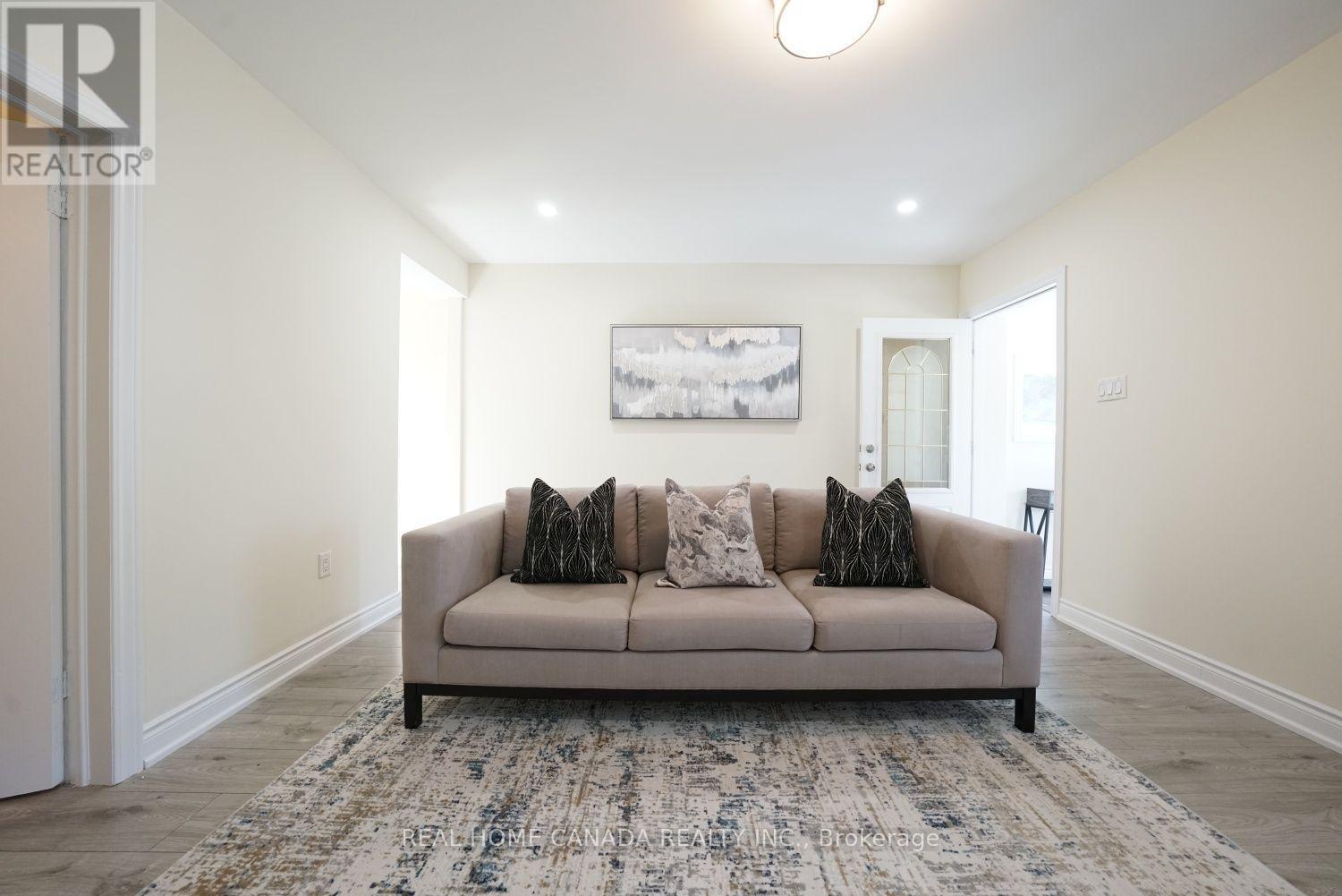 5262 KITCHENER STREET - 8