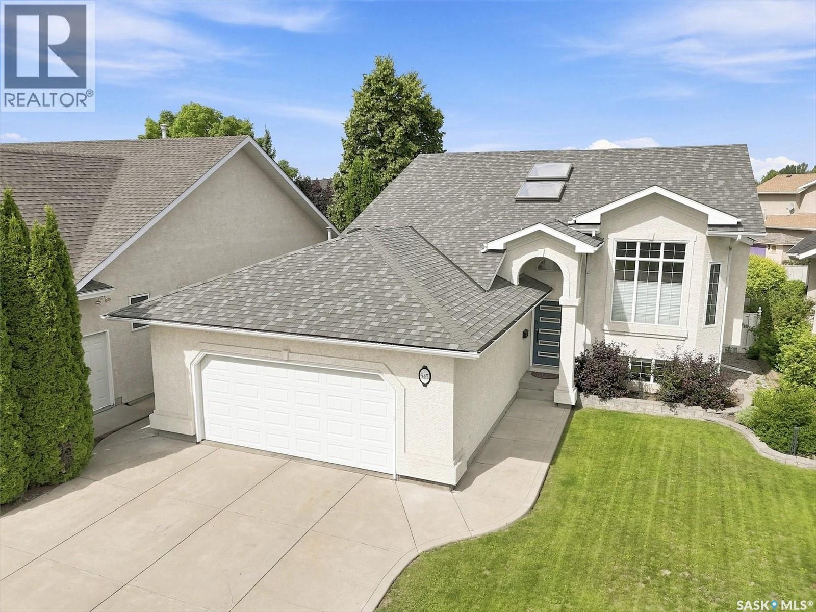 547 Bayview TERRACE - 1