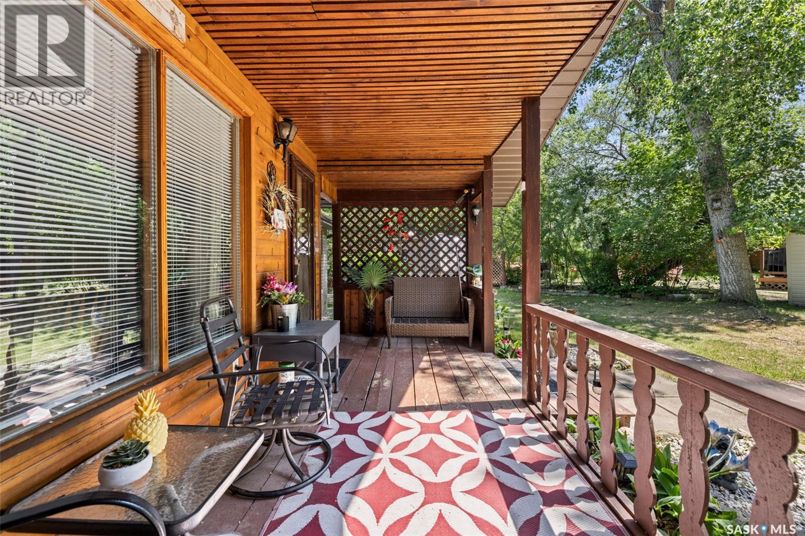 31 F-2 Smales CRESCENT - Image 14
