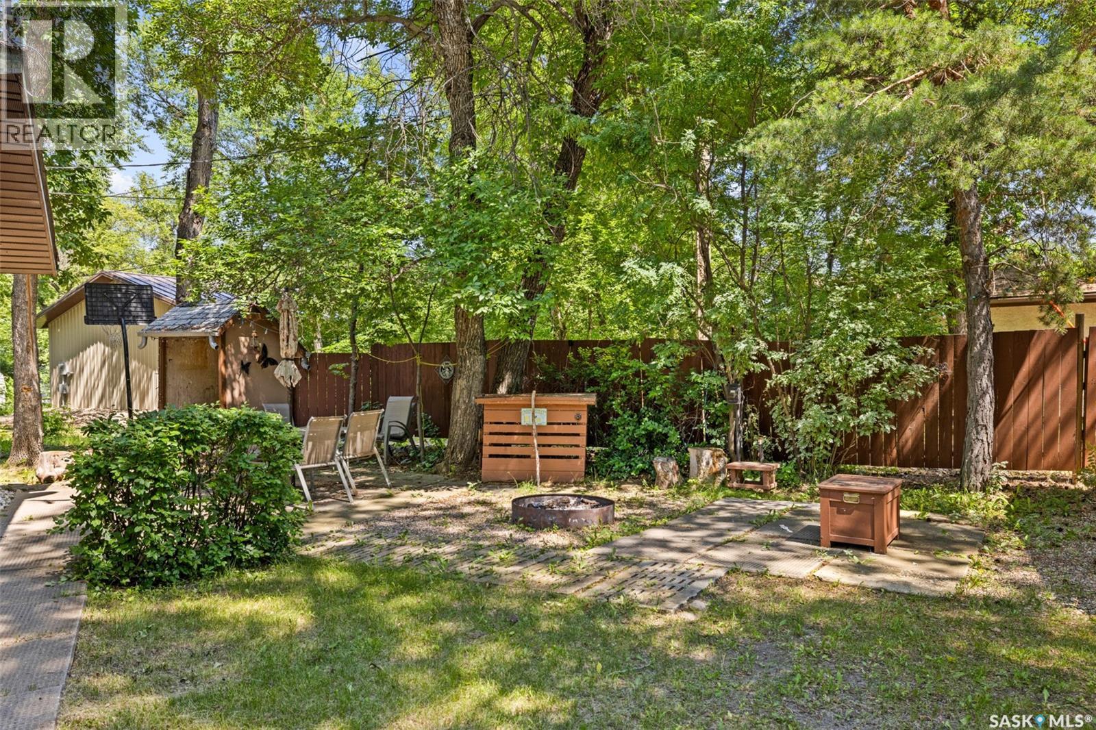 31 F-2 Smales CRESCENT - Image 17
