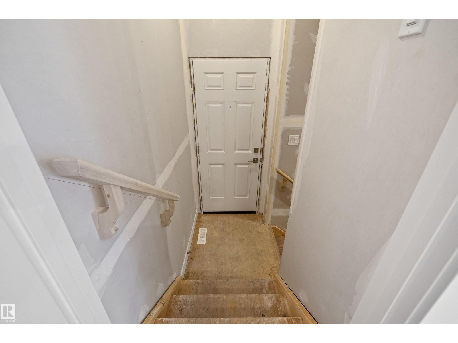 2816 190 ST NW - 45
