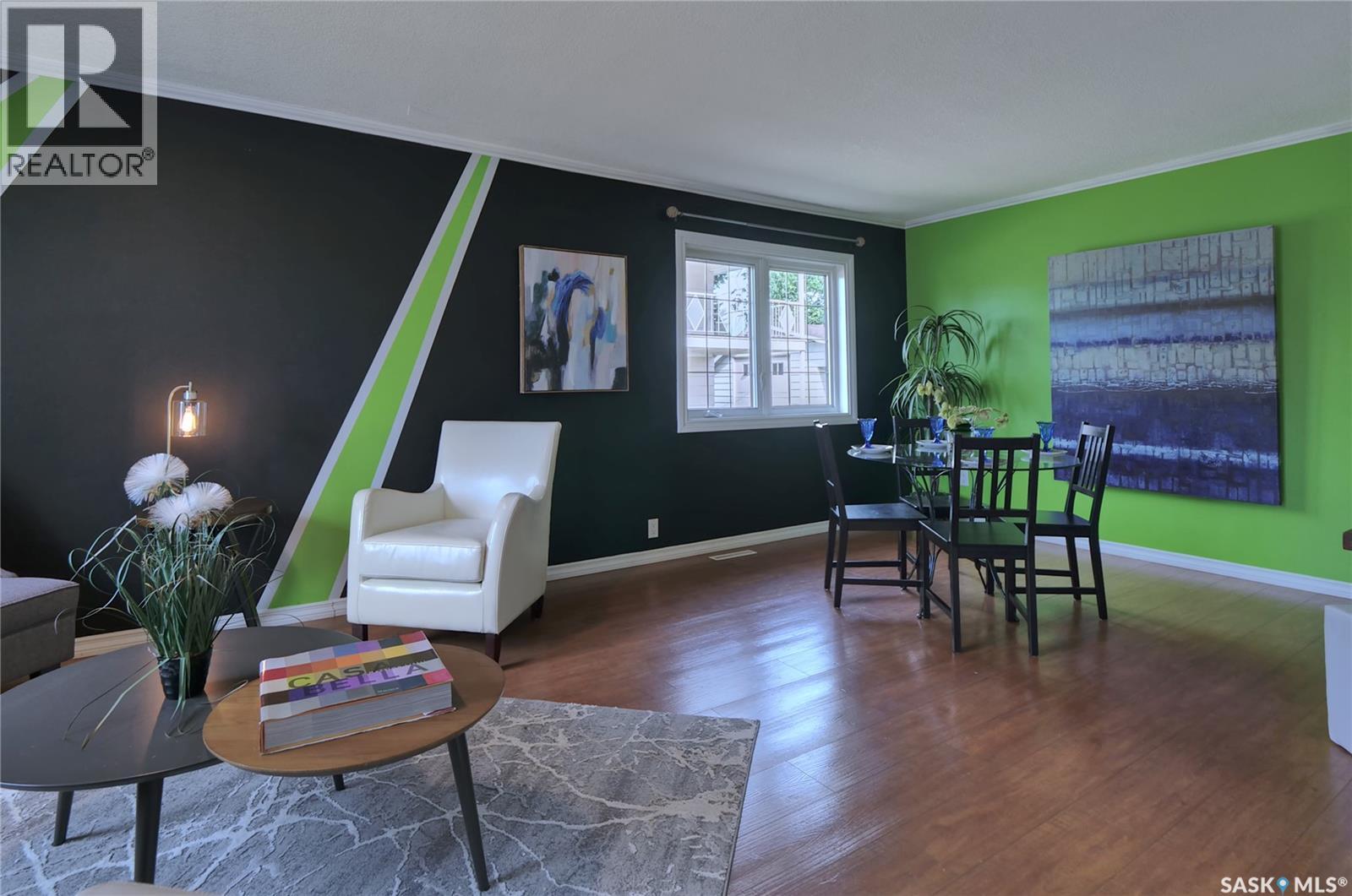 924 Hall STREET W - 9