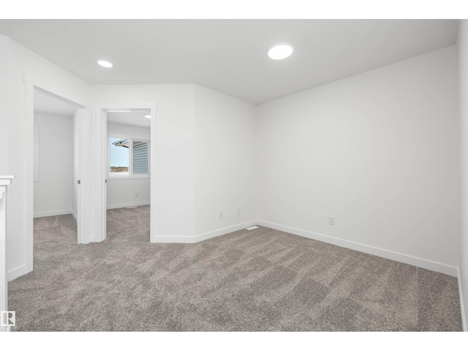 604 176 AV NE - 19